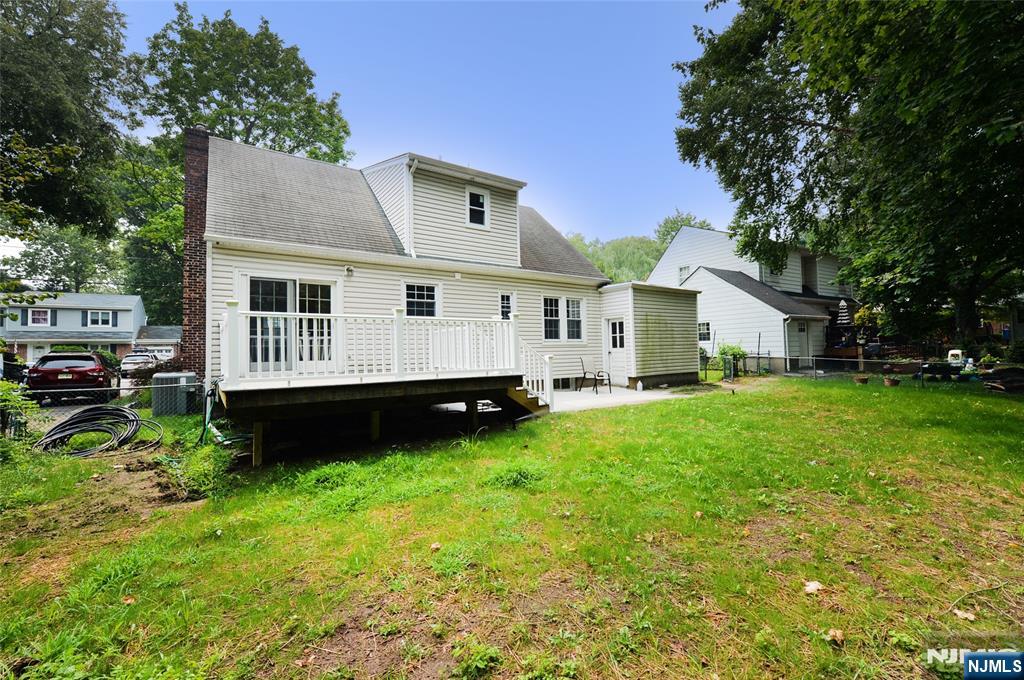 main property photo 22