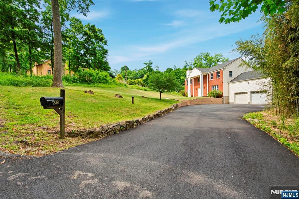 main property photo 44