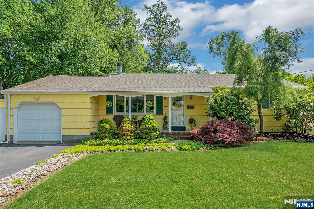 main property photo 0