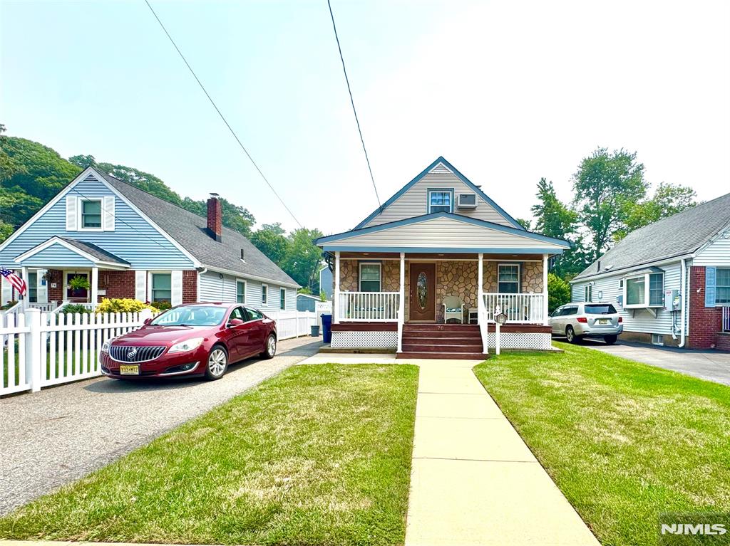 main property photo 0