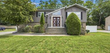 image of property with 4 Bed | 3 Bath | 0 Sqft