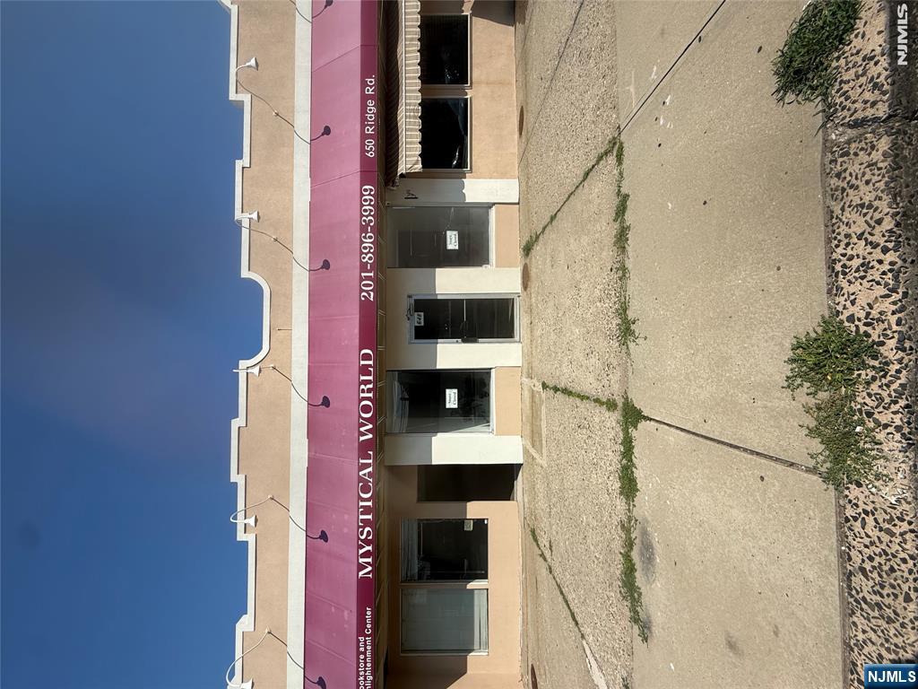 main property photo 14