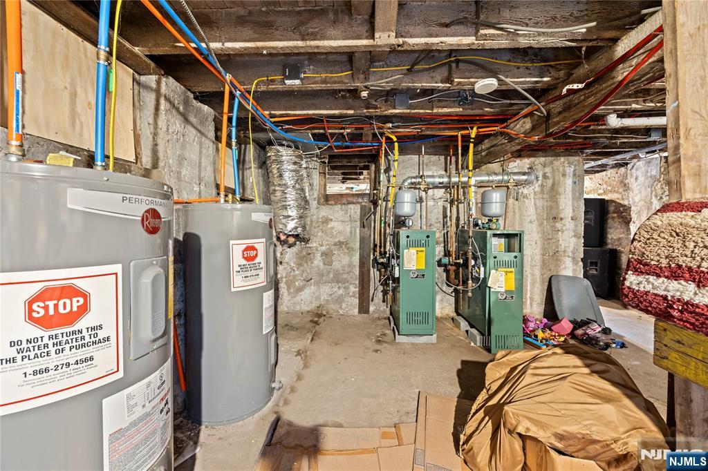 main property photo 16
