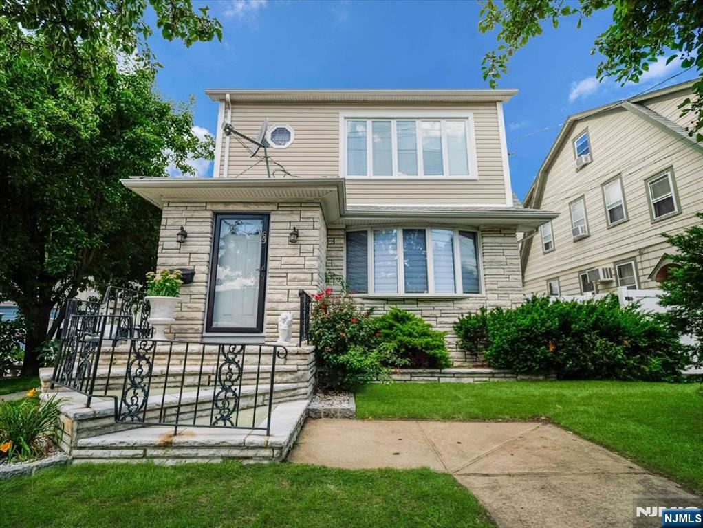 main property photo 46
