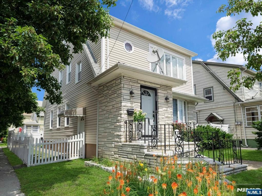 main property photo 47
