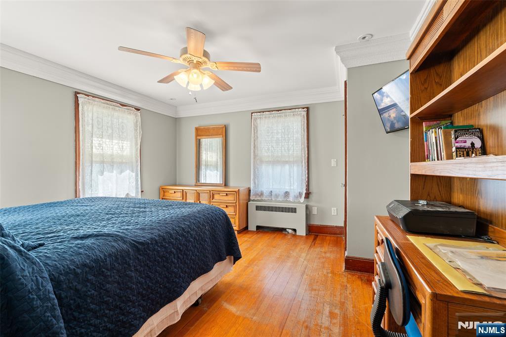 main property photo 23