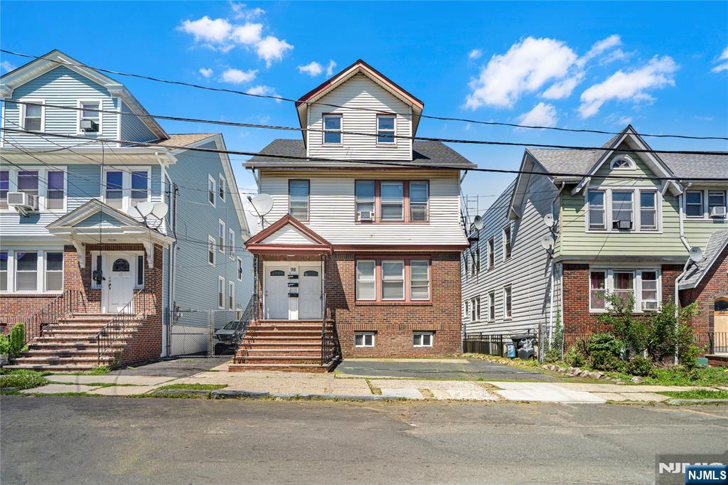 main property photo 2