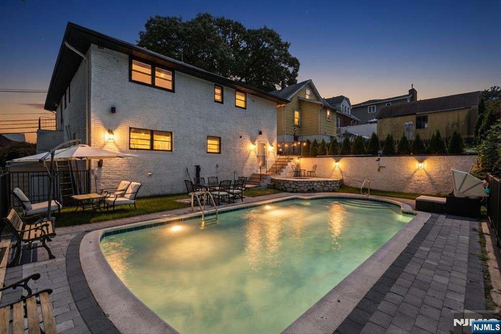 main property photo 18