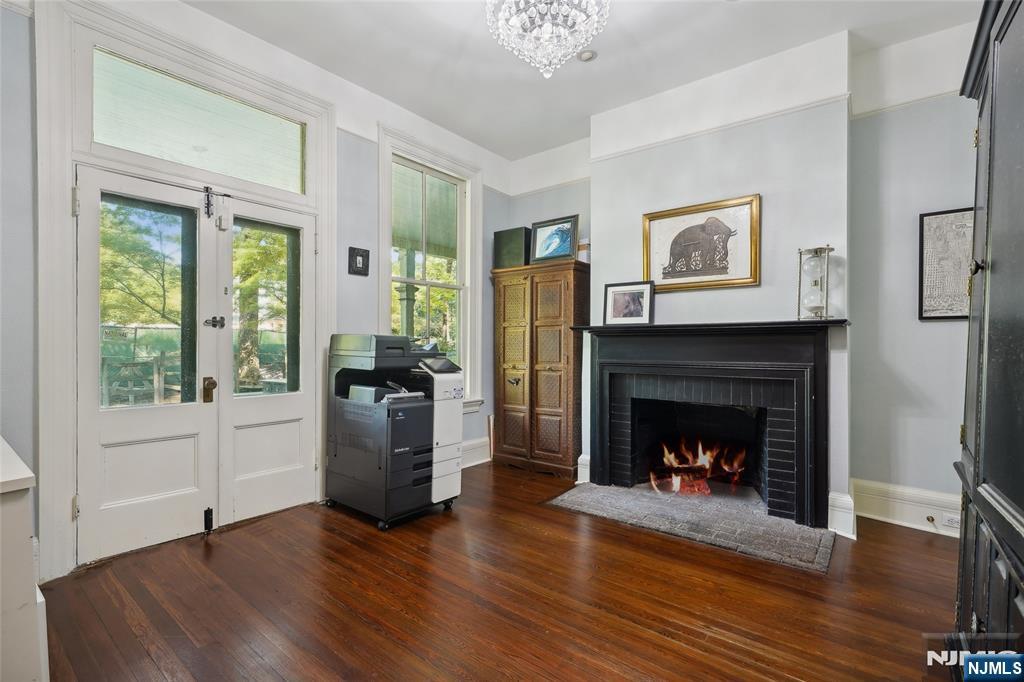 main property photo 16