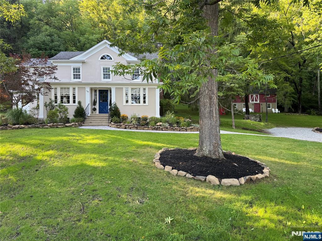 main property photo 4