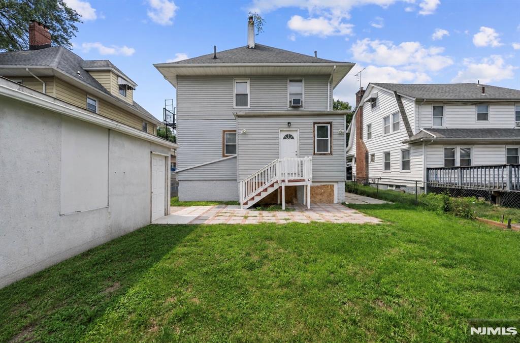 main property photo 46