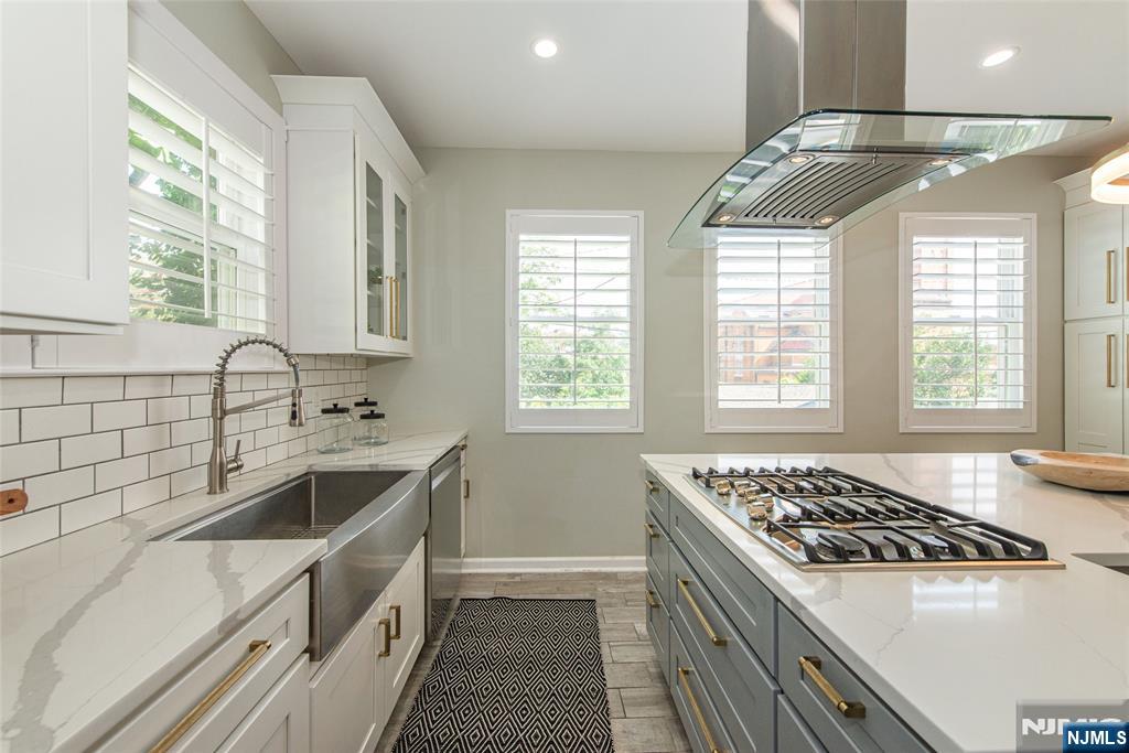 property viewer photo 11