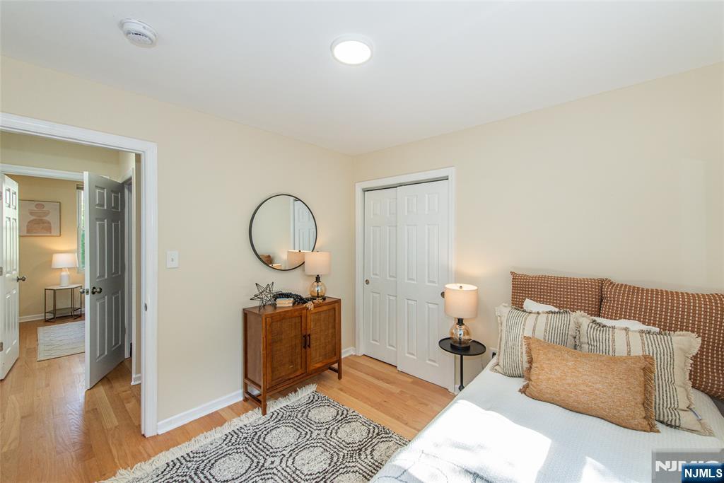 property viewer photo 29