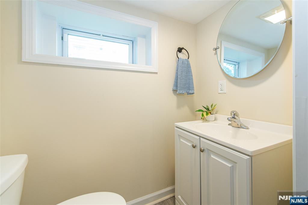 property viewer photo 40