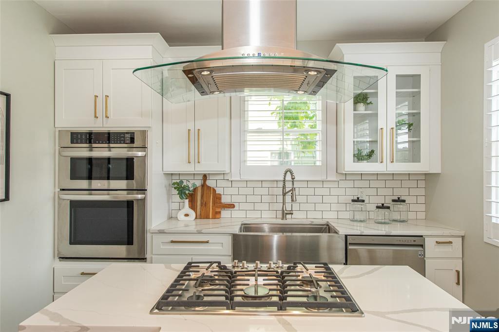 property viewer photo 9