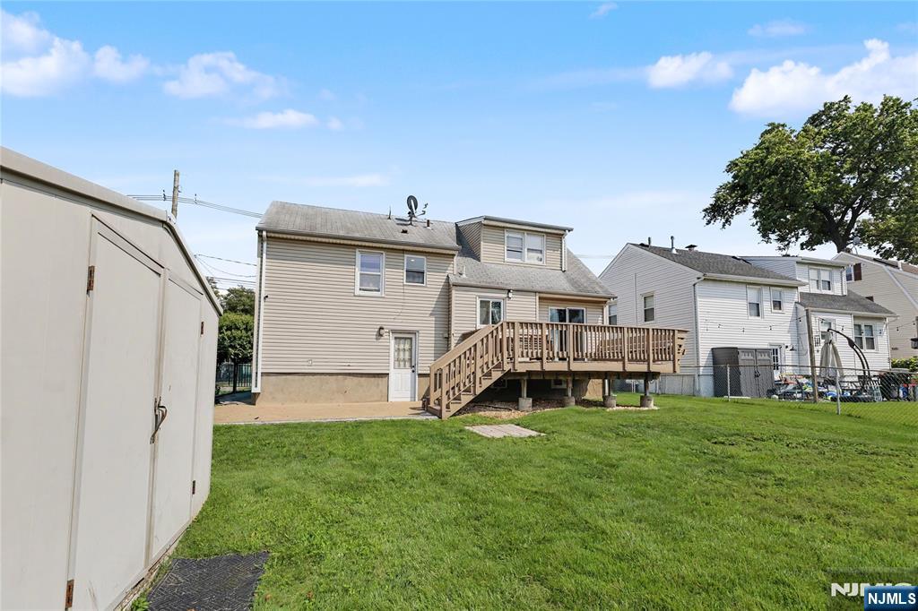 main property photo 36