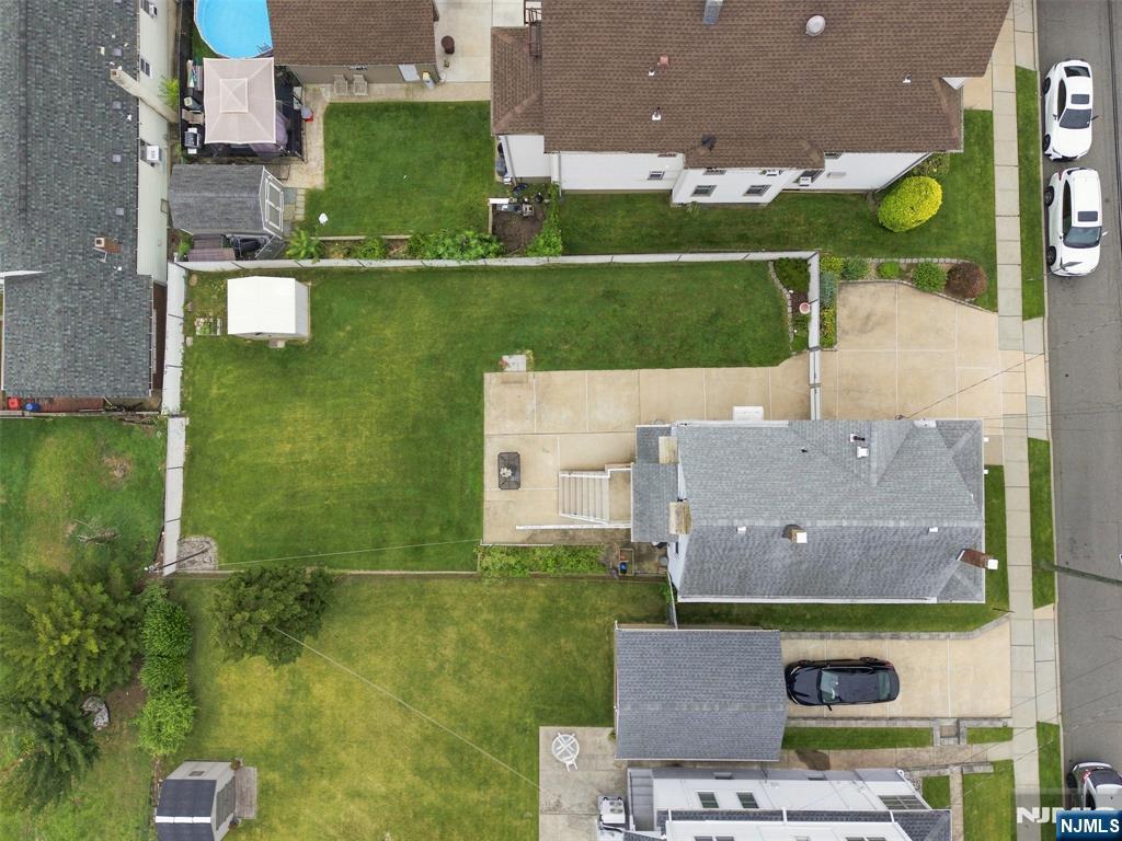main property photo 47