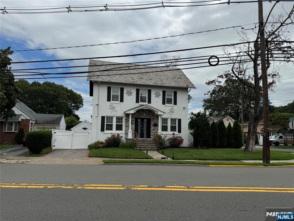 main property photo 1