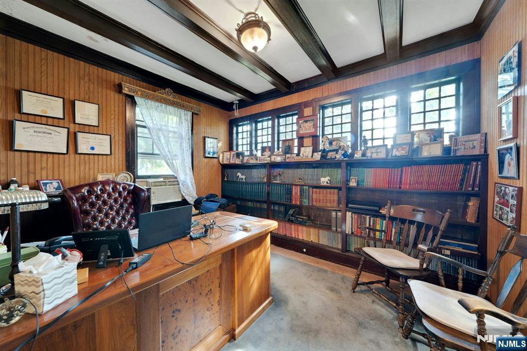 main property photo 15