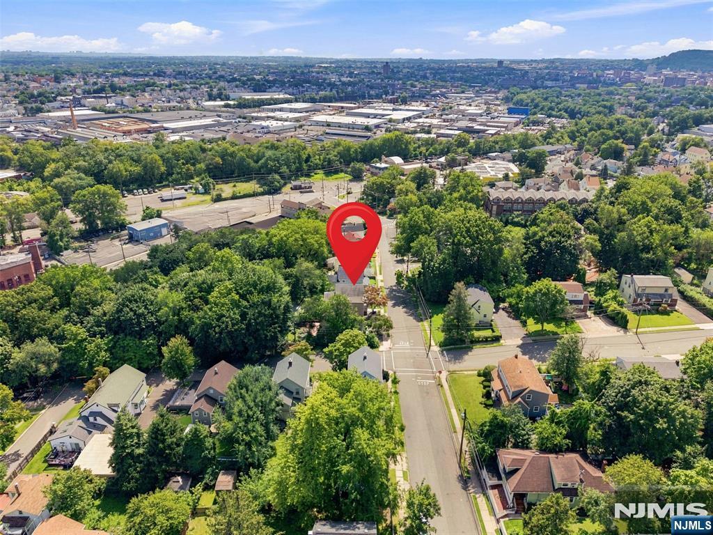 main property photo 49