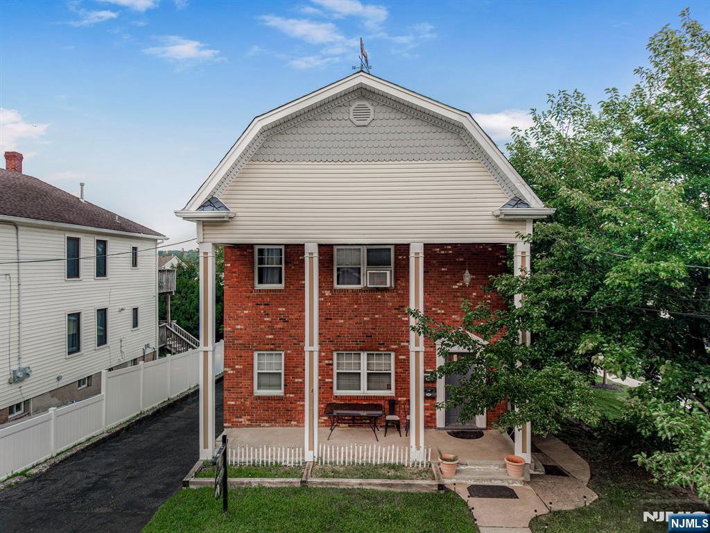 main property photo 43