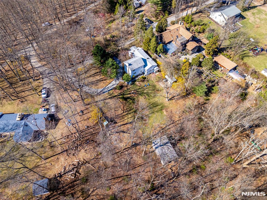 main property photo 44