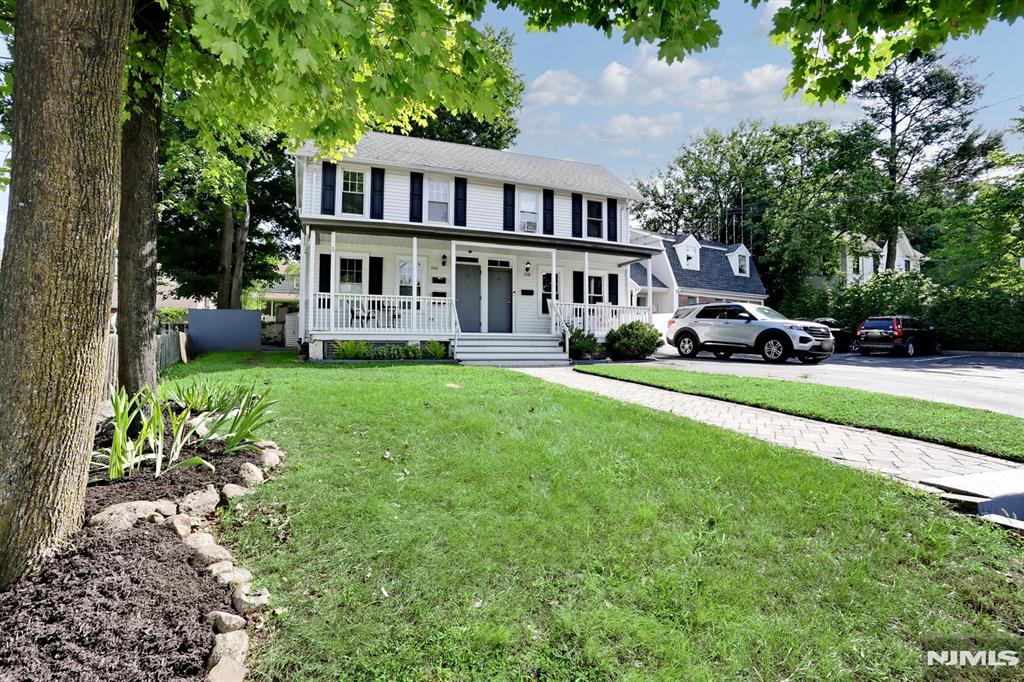 main property photo 40