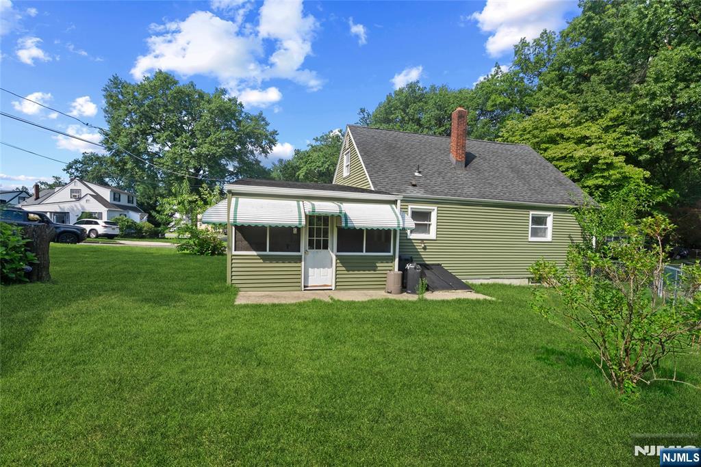 main property photo 22