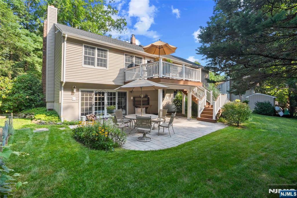 main property photo 6