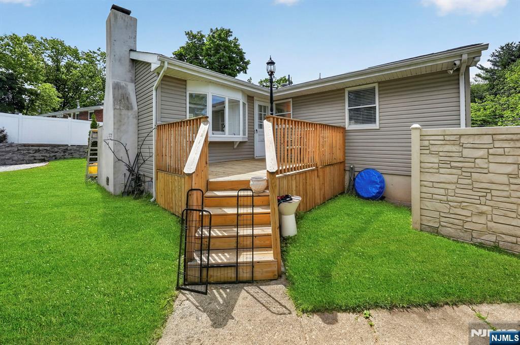 main property photo 39