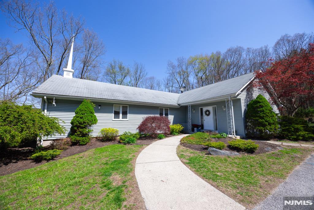 main property photo 15