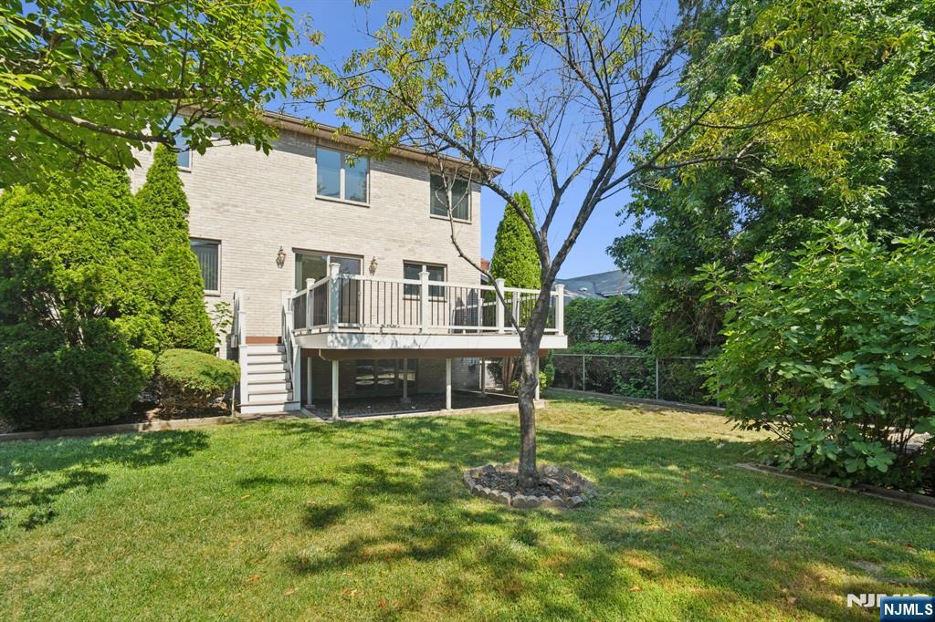 main property photo 27
