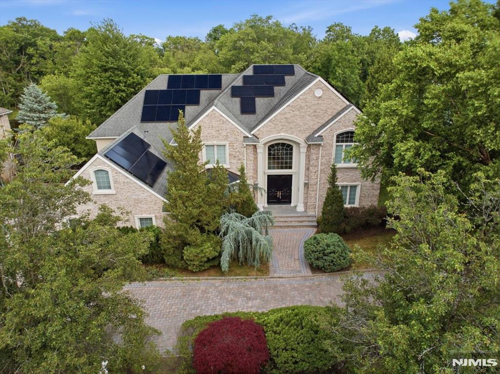 main property photo 45