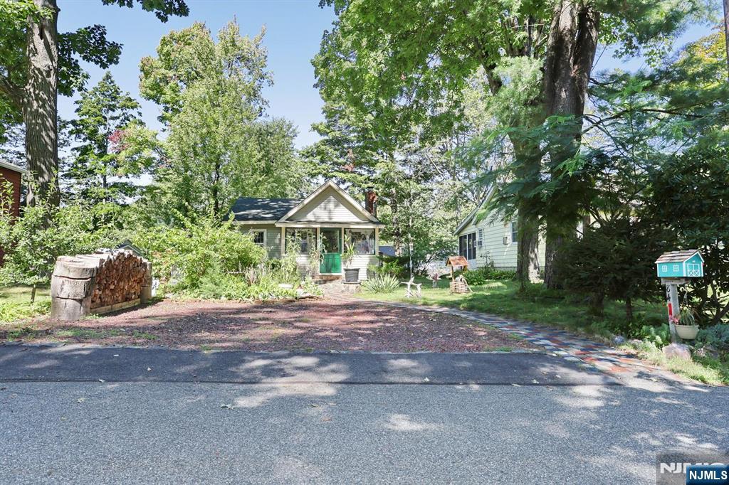 main property photo 36