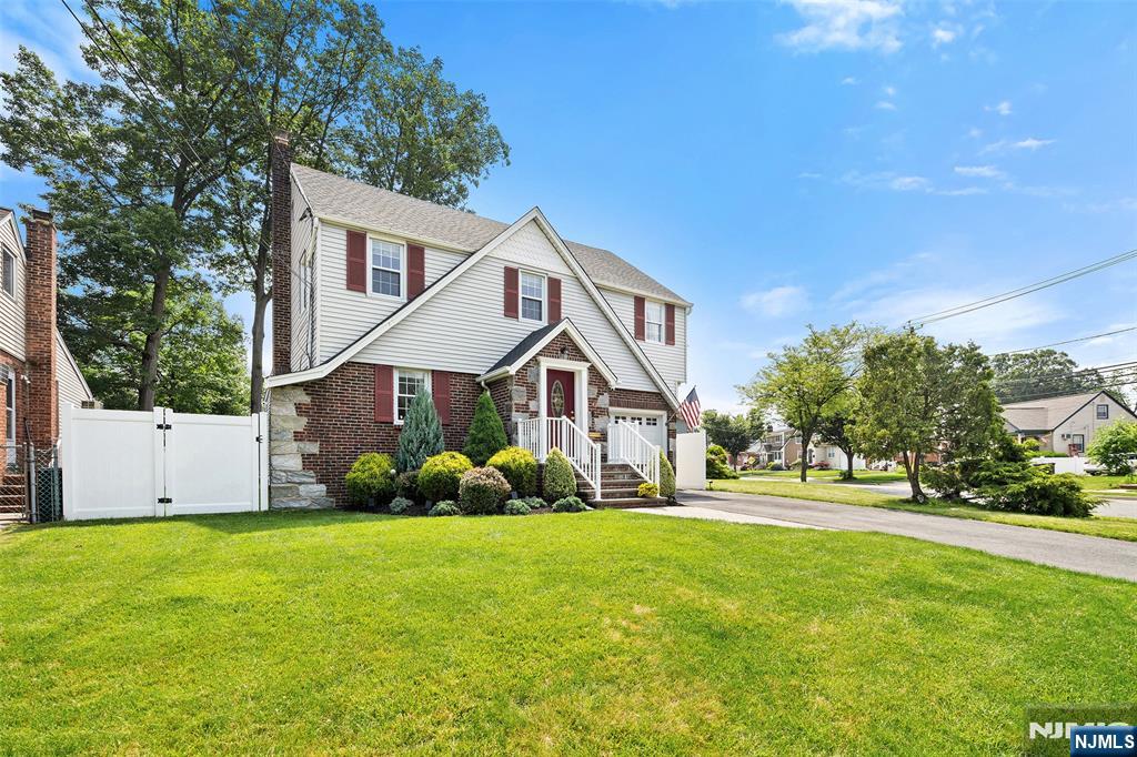 main property photo 34