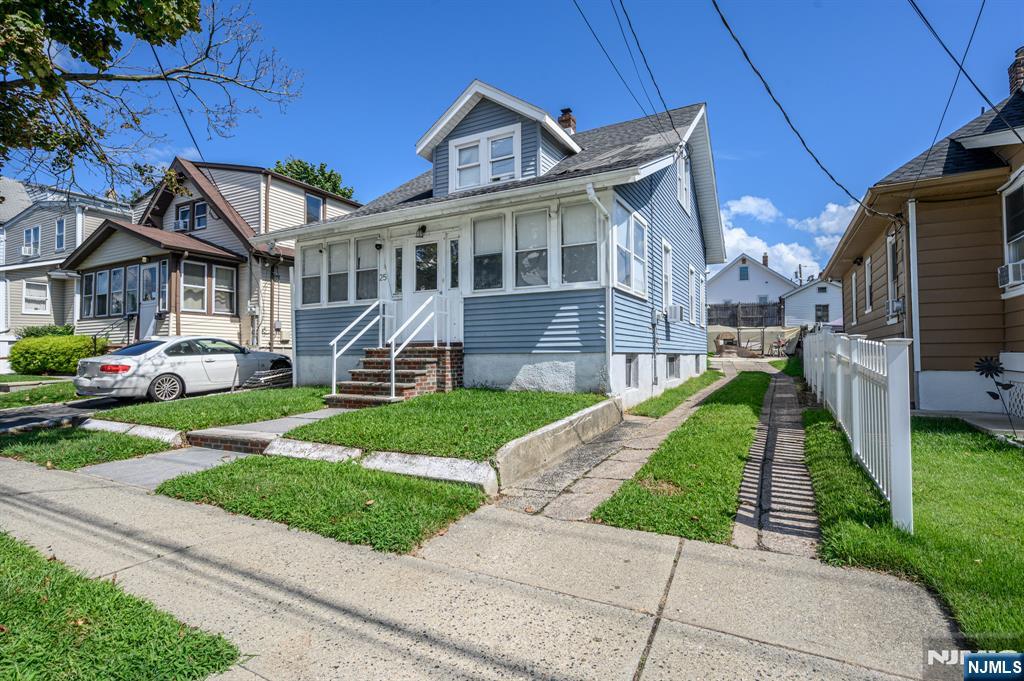 main property photo 29