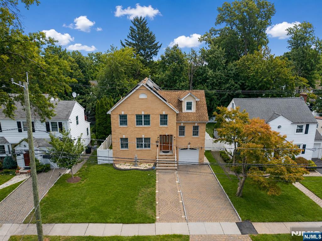 main property photo 49