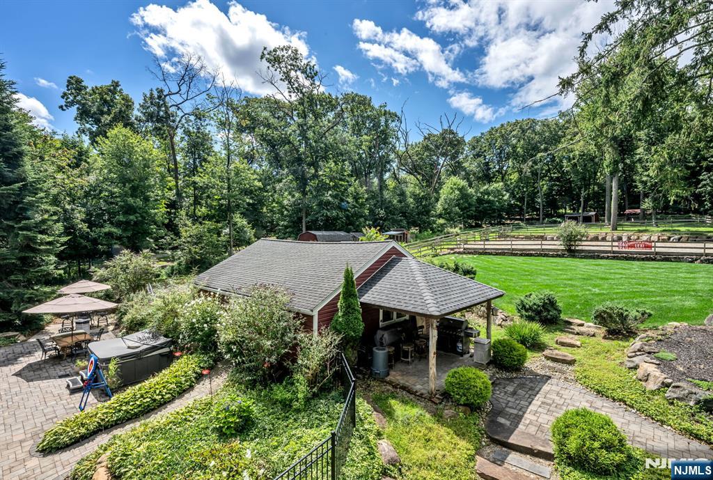 main property photo 42