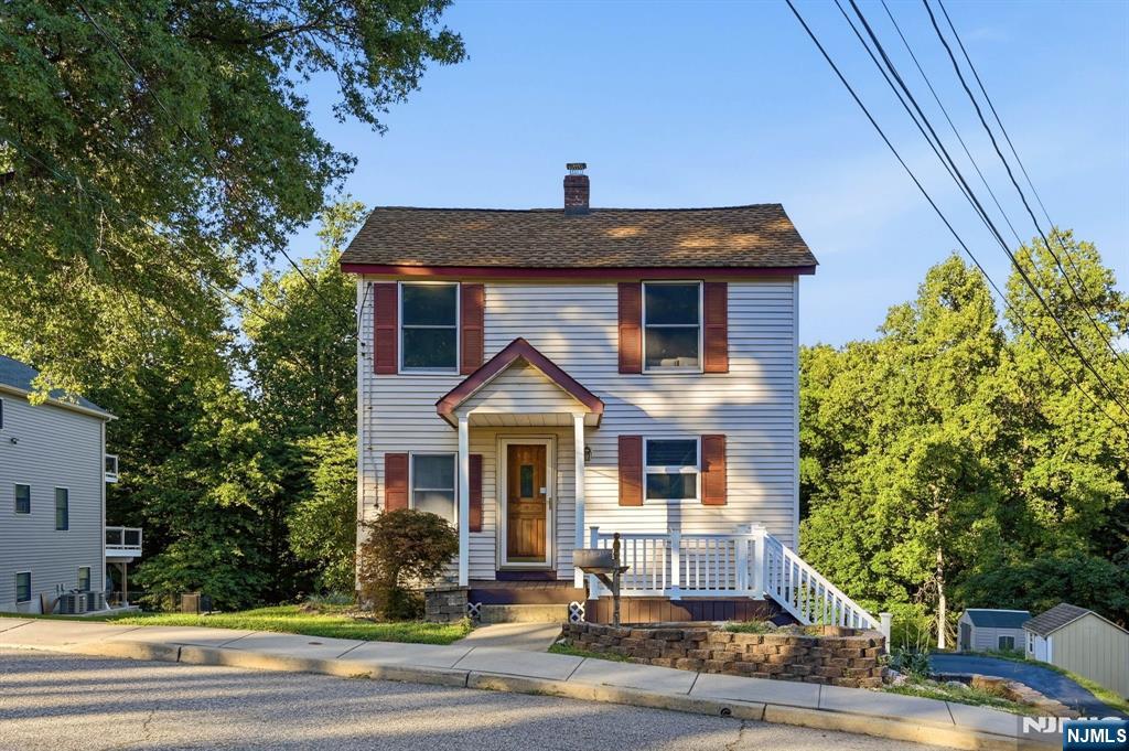 main property photo 4