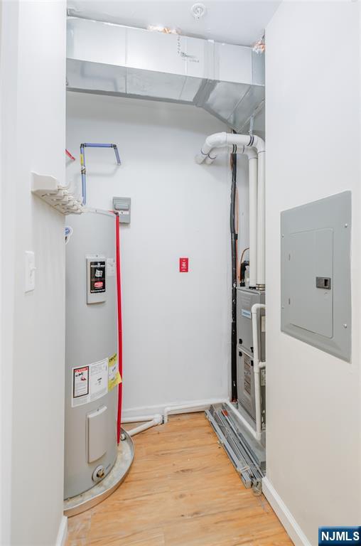 main property photo 14