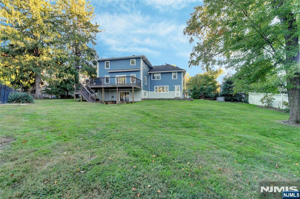 main property photo 15