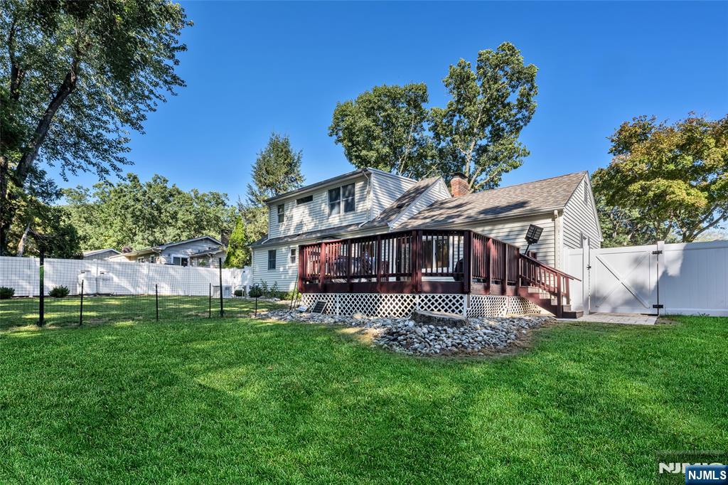 main property photo 41