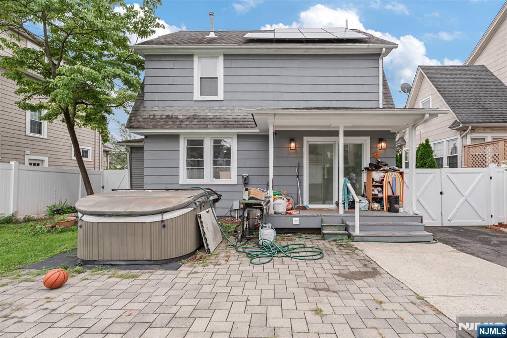 main property photo 24