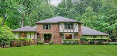 image of property with 5 Bed | 3 Bath | 0 Sqft