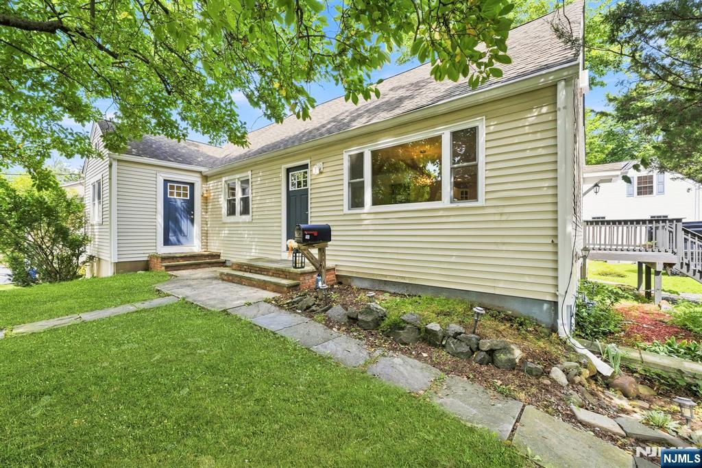 main property photo 42