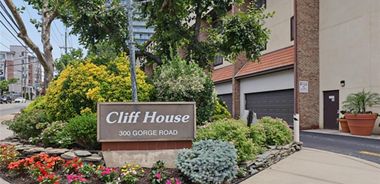 image of property with 3 Bed | 2 Bath | 0 Sqft