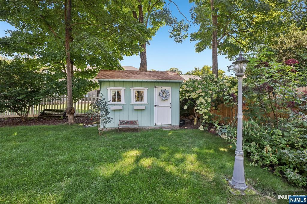 main property photo 42