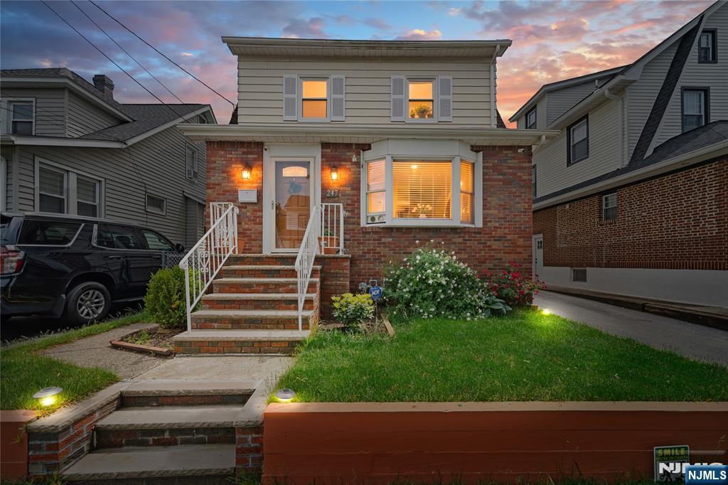 main property photo 23