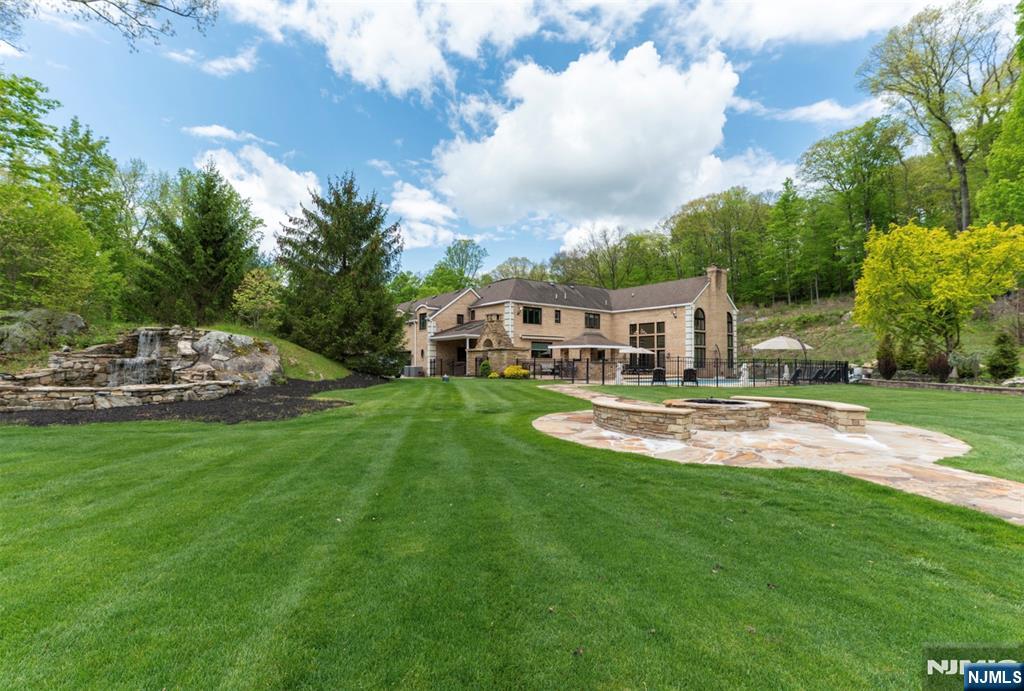 main property photo 36