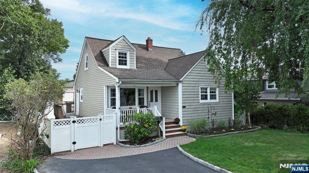 main property photo 26